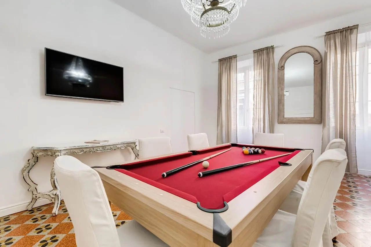 Apartment Spanish Square - Romedreamhome