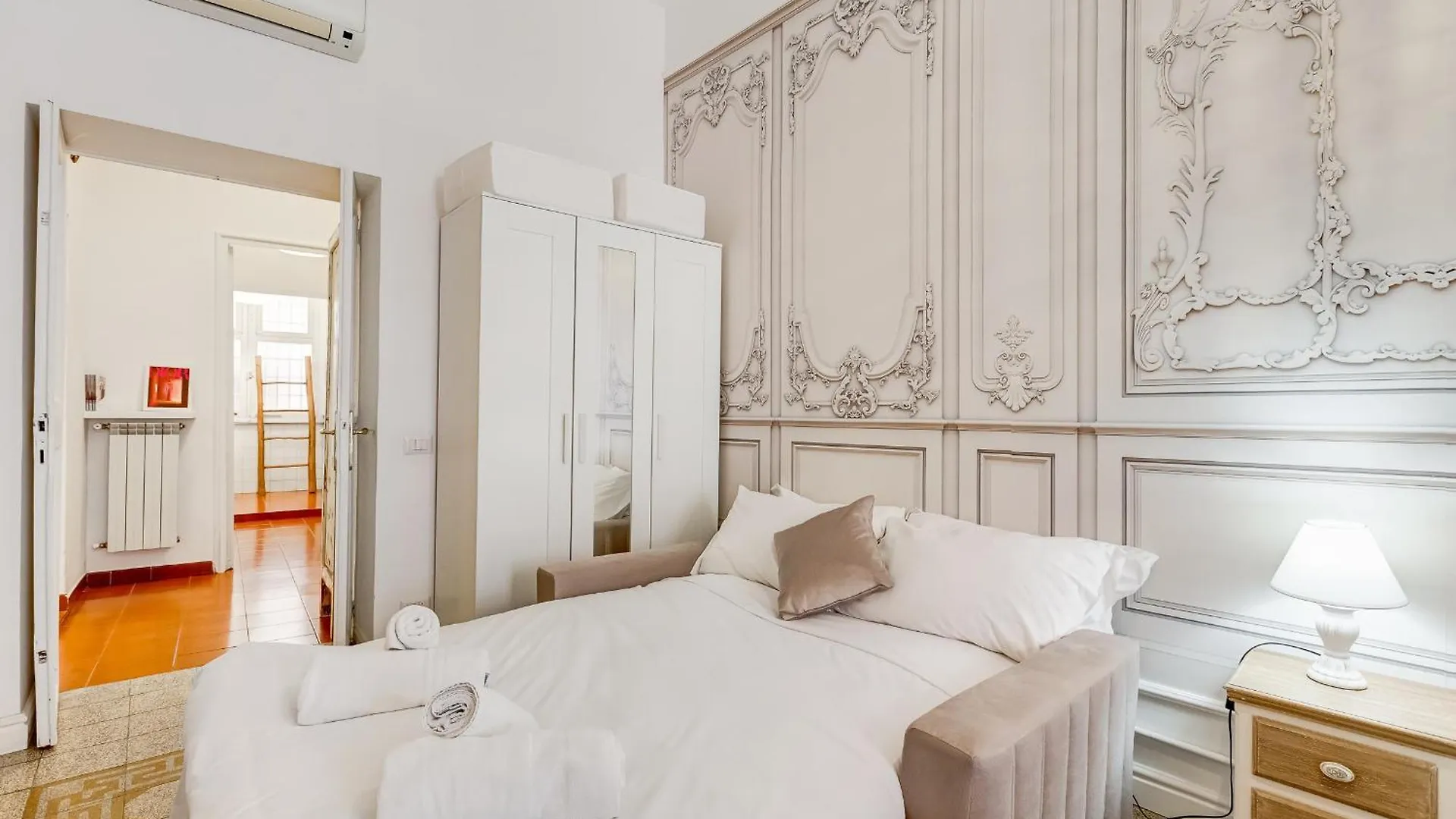 Spanish Square - Romedreamhome